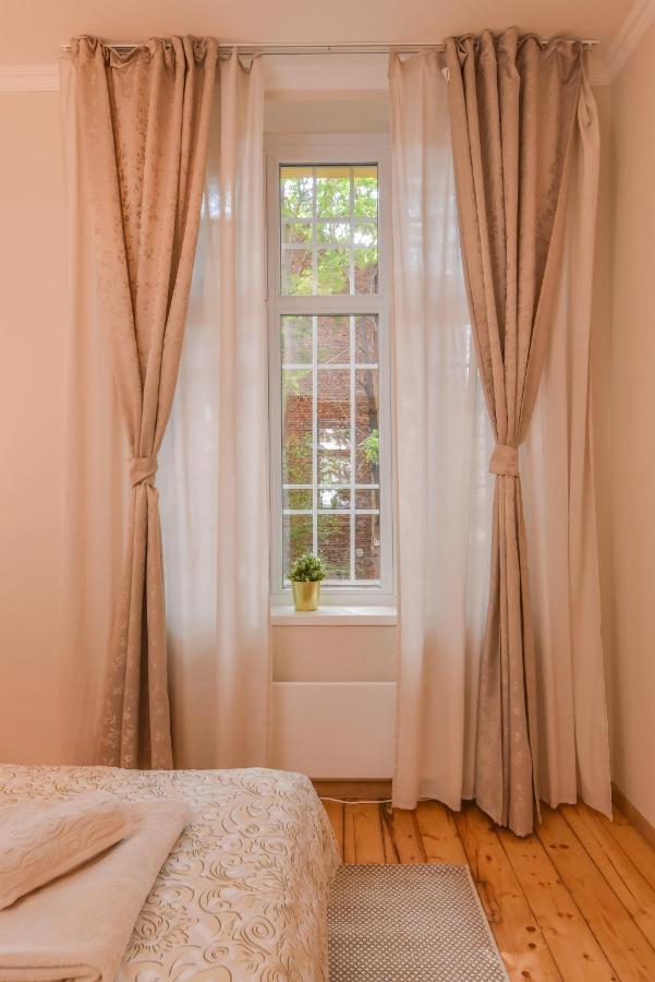 Spacious Vintage 2Br, 2Bath Apartment By Flat Mаnager София Экстерьер фото
